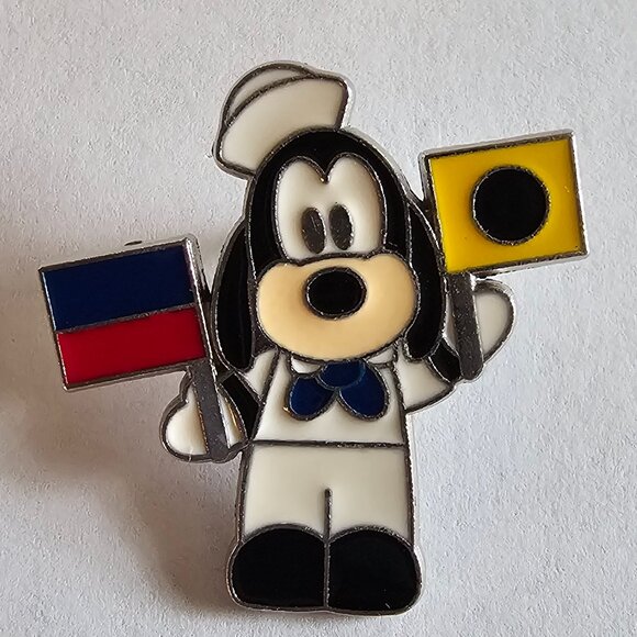 Disney Accessories - DISNEY Pin Trading ~ Disney Cruise Lines ~ Cuties Characters/Goofy ~ 2008 ~P03/1